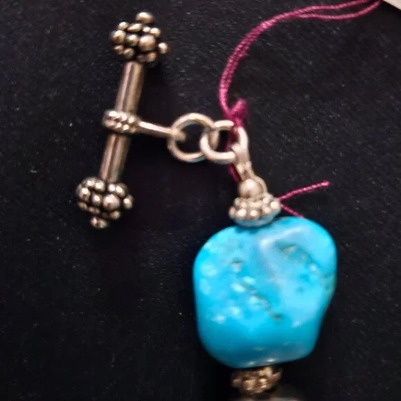 Handcrafted 7" Semi-precious Blue Howlite Magnesite Turquoise Nugget Bracelet - Picture 5 of 6